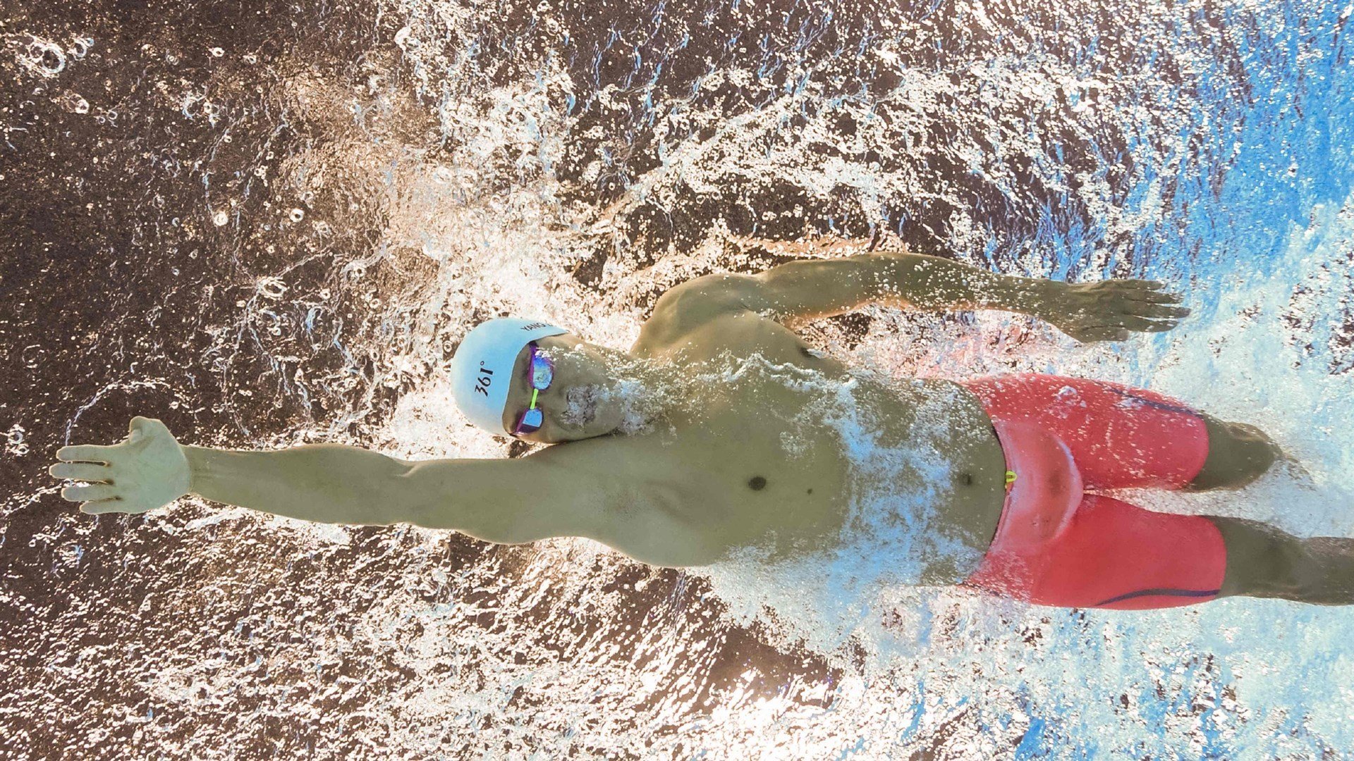 九游下载官网-_职业赛场外：运动员的公益行动_，职业运动员 知乎